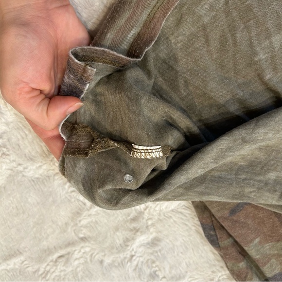 Star Wars - Camo Logo Short Sleeved Cotton Blend T-Shirt - 2X - Worn - Picture 9 of 9